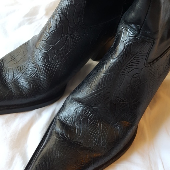 8M fancy boot floral design - Picture 3 of 8